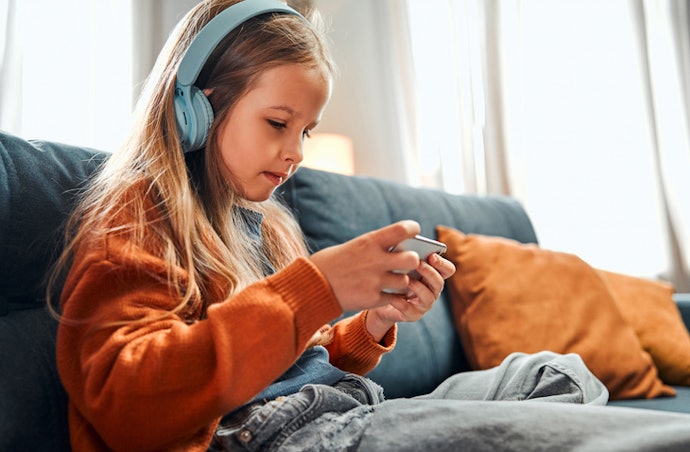 Quer um Celular para Criança Assistir Vídeos? Prefira 4 GB de RAM e 128 de Armazenamento