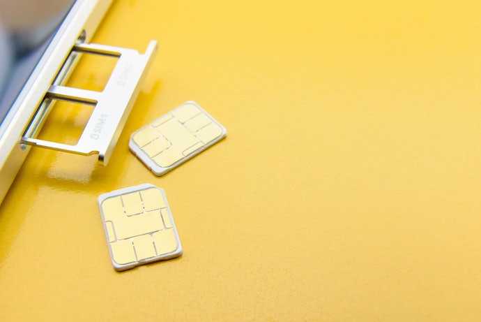 Para Expandir o Armazenamento e Realizar Pagamentos, Busque por Slot Híbrido e NFC