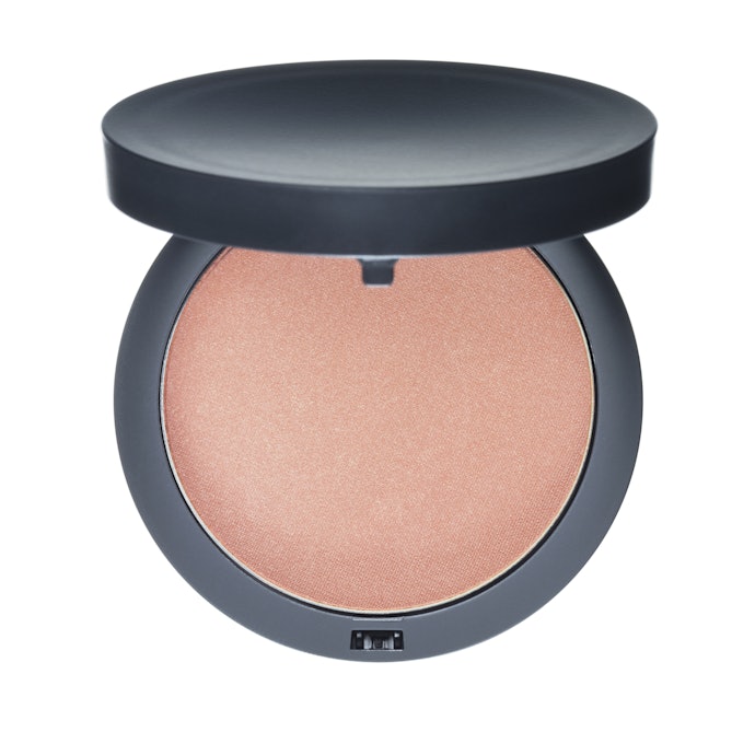 Blush em Pó, Cremoso ou Líquido? Escolha a Textura Ideal para Você
