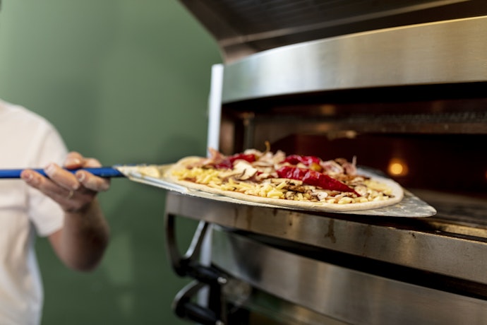 Para Assar Pizzas em no Máximo 4 Minutos, Escolha Modelos que Atingem 350ºC