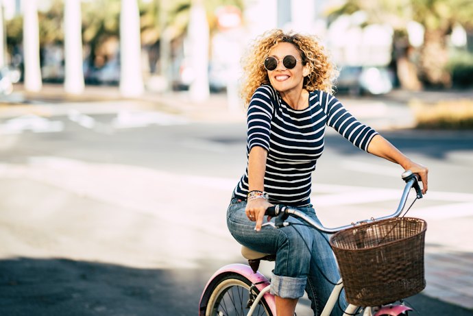 Precisa Levar Bolsas e Cargas Leves? Opte por uma Bicicleta Feminina com Cestinha ou Bagageiro