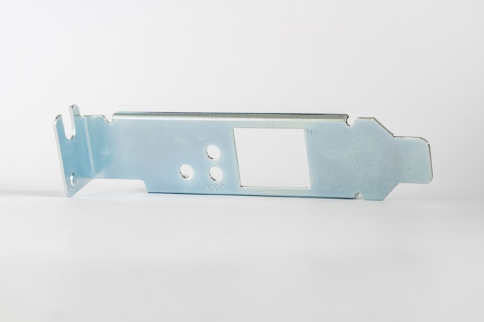 Para Instalação em Gabinetes Slim, Veja se a Placa de Rede Oferece Kit Low Profile
