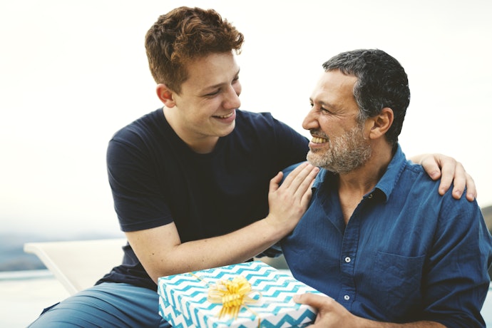 Considere a Idade do Homem que Será Presenteado