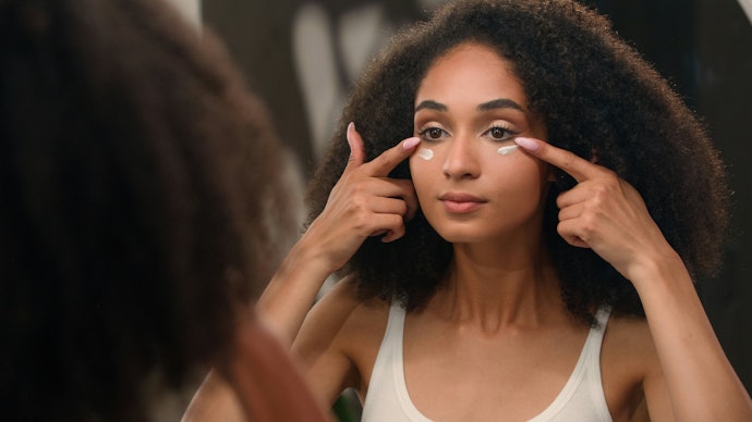 Para Evitar Irritação nos Olhos, Escolha Cremes para Área dos Olhos Oftalmologicamente Testados