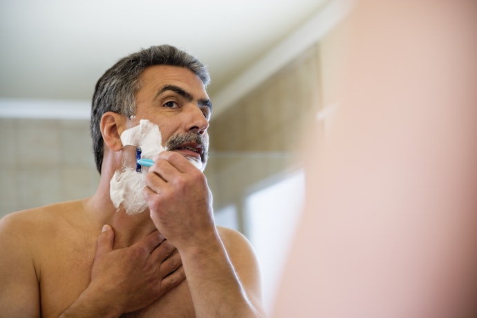 Prefira o Creme de Barbear Testado Dermatologicamente, Livre de Parabenos e Outros
