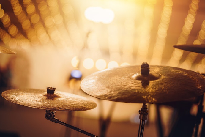 Priorize Baterias Acústicas com Pratos Inclusos