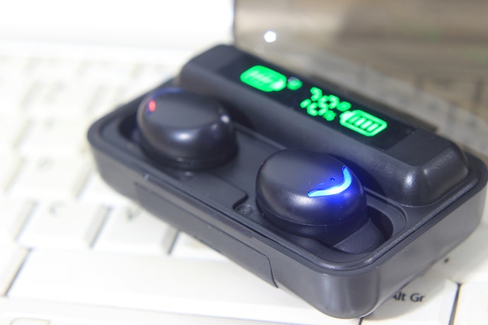 Quer Evitar Pausas para Recarregar? Veja se o Fone TWS de 8 a 10 horas de Autonomia