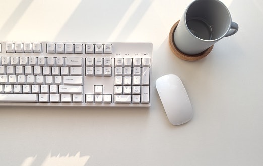 Computadores Positivos que Vêm Com Periféricos são Mais Práticos