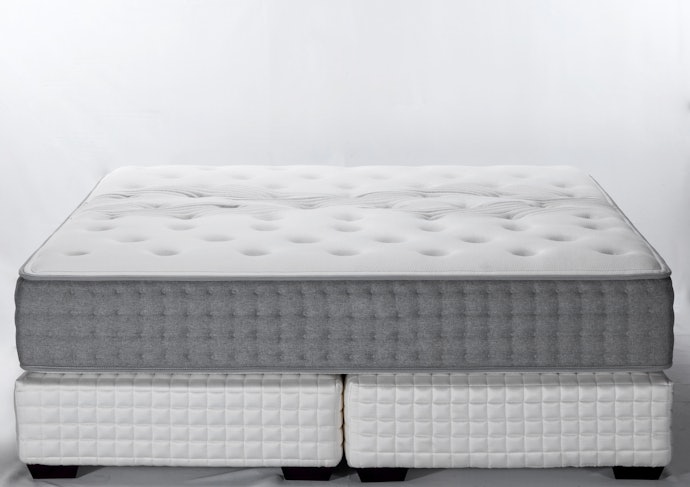 Se Busca uma Cama Box Resistente, Opte pelo Colchão com Revestimento em Poliéster