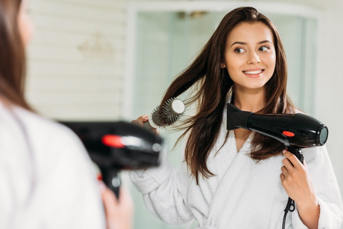 Quer Menos Frizz e Mais Brilho? Priorize um Secador Philco com Íons Tourmaline