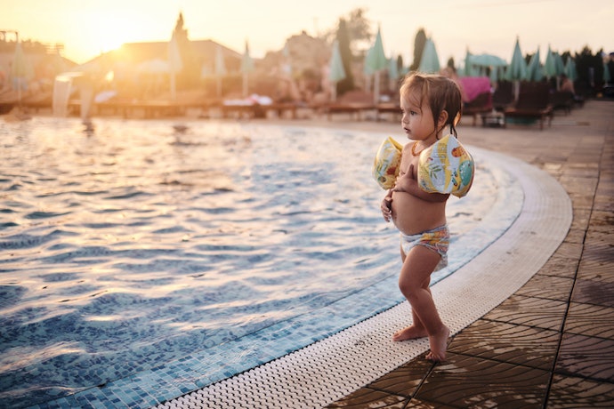 Para Bebês de até 25 kg, Prefira Fralda de Piscina XXG ou XG