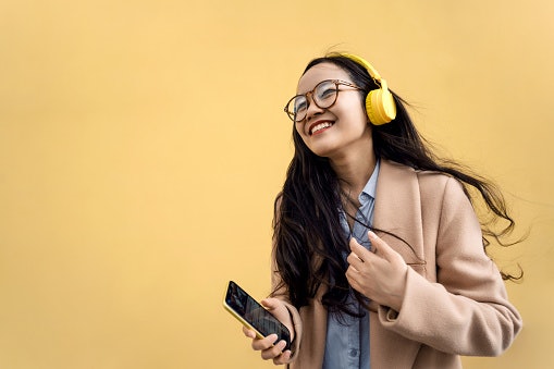 Para Ambientes Barulhentos, Escolha um Fone Motorola com Cancelamento de Ruído Ativo