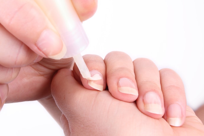Busca Fórmulas Mais Eficazes para Unhas Amolecidas? Escolha Fortalecedores de Unhas com Formol