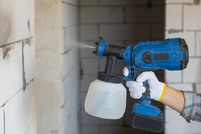 Para Pintar Longe de Tomadas, Opte por Pistolas de Pintura a Bateria