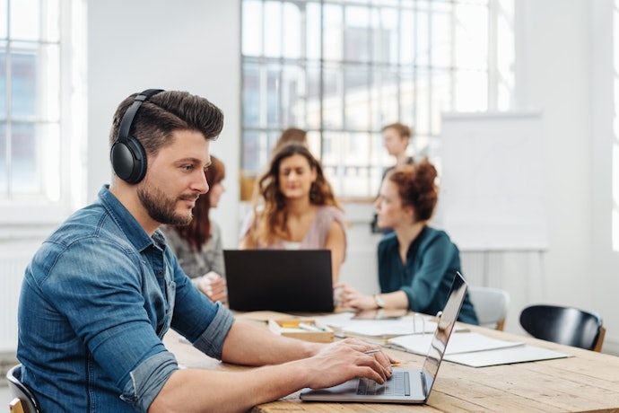Cancelamento de Ruído Ativo: Para Usar o Fone Beats em Ambientes Barulhentos