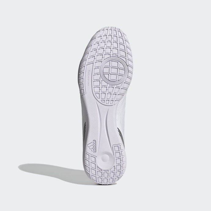 Veja se o Solado da Chuteira Adidas Tem Ponto de Giro