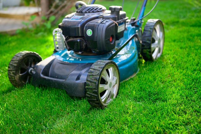 Para Grandes Gramados, Opte por Cortadores com Potência Maior que 5 HP