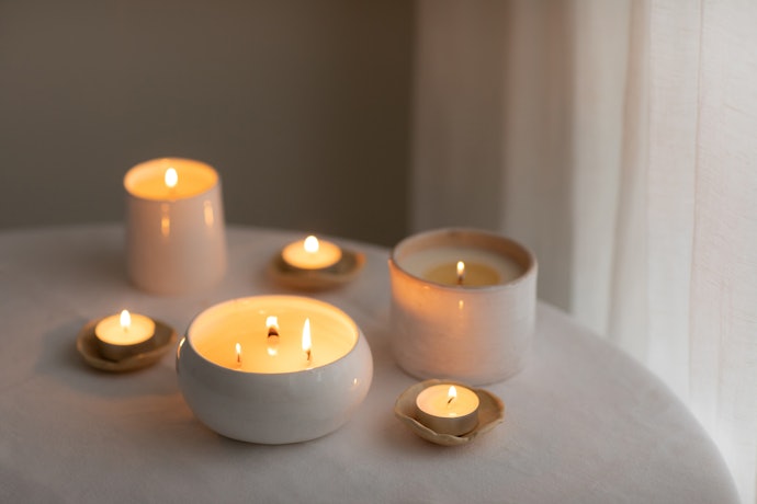 Prefira Velas Aromáticas com Castiçal