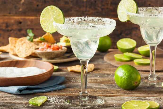 Para Preparar Drinks, prefira Tequila Prata