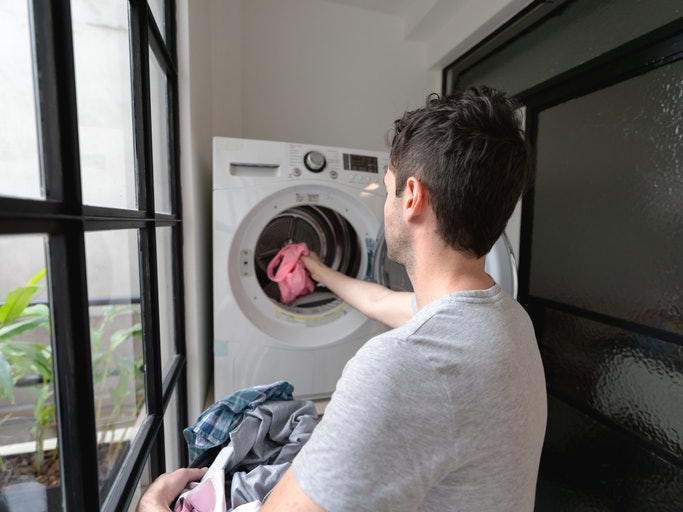 Para Famílias de 3 a 4 Pessoas, Escolha uma Secadora de Parede com Capacidade de 8 a 10 kg