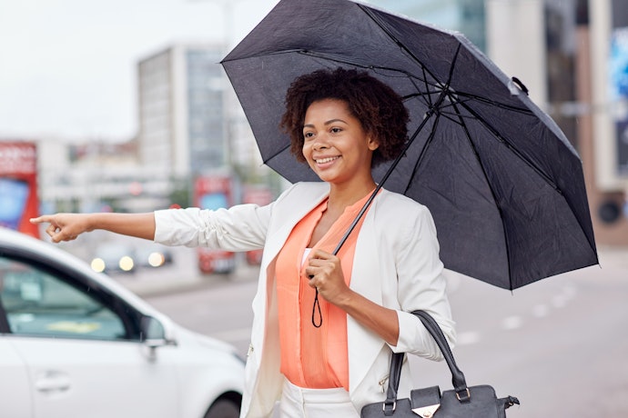 Se Quiser um Guarda-Chuva que Não Enferruje, Prefira Estruturas de Aço ou Fibra de Vidro