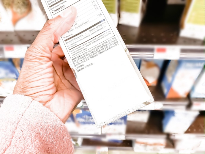 Para uma Opção Mais Saudável, Torradas Integrais com Menos de 100 mg de Sódio por Porção