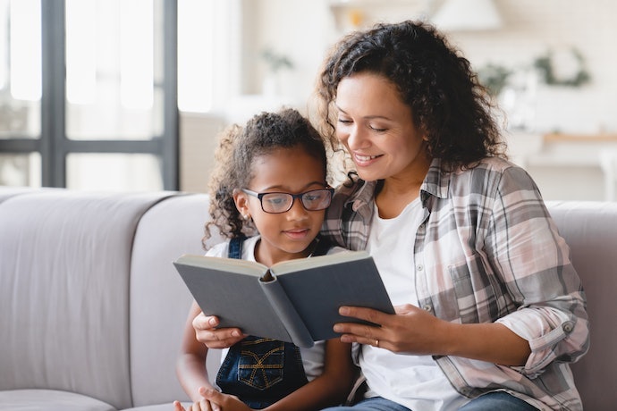 Escolha um Livro com Assuntos do Interesse da Criança ou Adolescente