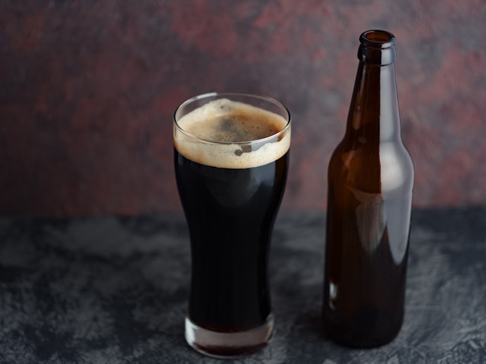 Para Harmonizar, Prefira Cervejas Escuras, Cremosas e Amargas como Porter e Stout