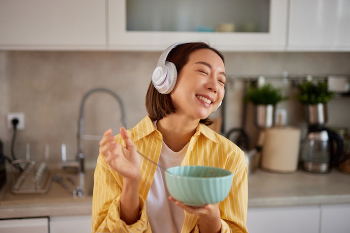 Se Vai Usar o Adaptador Bluetooth em Cômodos Diferentes, Escolha Alcance de pelo Menos 20 m