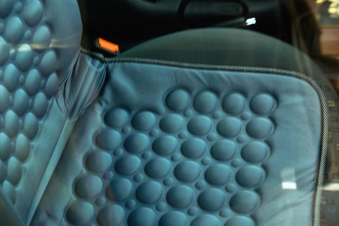 Para Usar no Carro, Escolha um Massageador Elétrico Tipo Assento