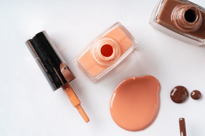 Encontre a Cor do Esmalte Nude Ideal para o Seu Tom de Pele