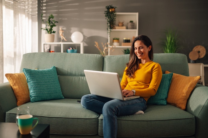 Para Ler Textos e Assistir Vídeos, Prefira Notebooks Touch com Tela Full HD ou Superior