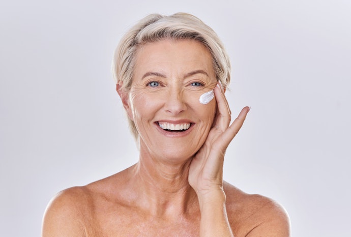 Para Evitar Riscos de Irritação, Escolha Cremes Dermatológica e Oftalmologicamente Testados