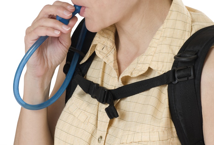 Mochilas com Sistema de Hidratação Permitem Maior Facilidade ao Beber Água