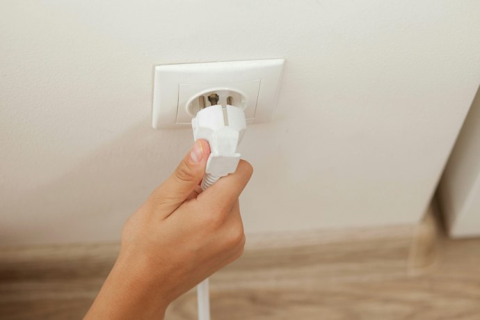 Não Deixe de Conferir a Voltagem de Acordo com as Tomadas da Sua Casa