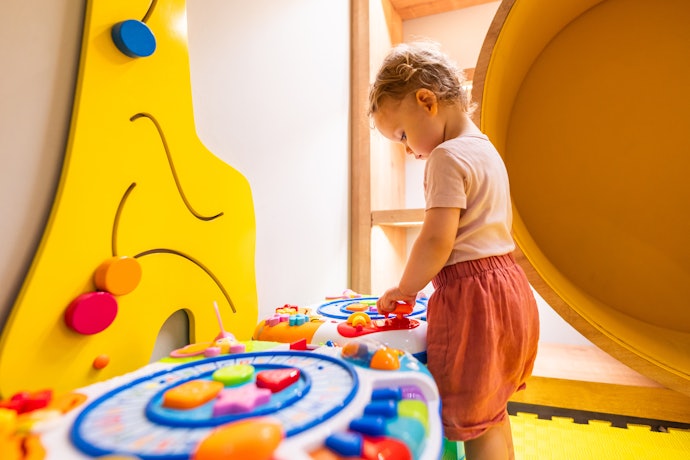 Se Quiser Ajudar na Alfabetização Futura, Opte por uma Mesa de Atividades para Bebê Musical