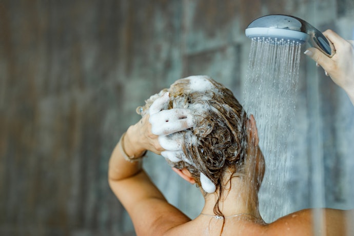 Ativos do Shampoo Esfoliante Oferecem Soluções para Diversos Problemas. Confira a Embalagem