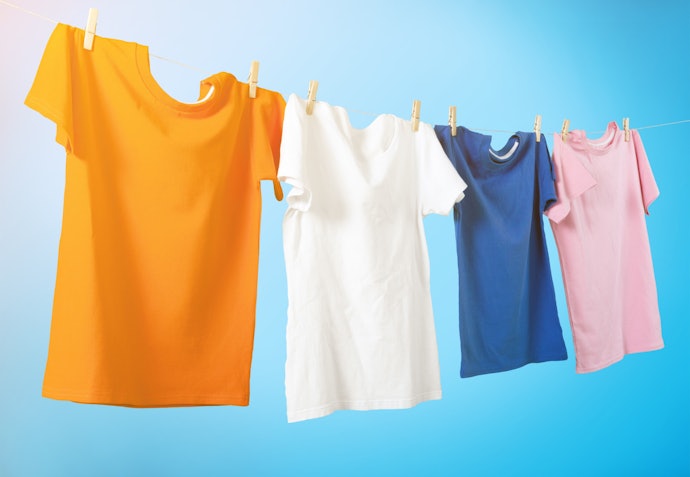 Veja a Indicação do Tira Manchas Referente às Cores das Roupas