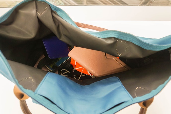 Se Organize Melhor com Vários Compartimentos, Bolsos e Divisórias