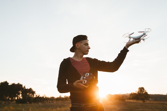 Para Armazenar e Transportar Facilmente, Escolha Drones Leves e Pequenos, com até 250 g