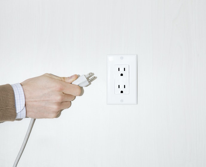 Nem Todas as Máquinas de Acabamento São Bivolt, Fique Atento para Evitar Danos