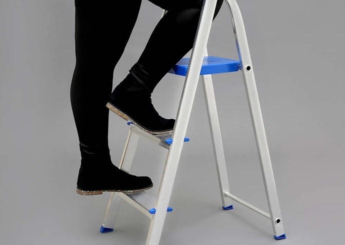 Prefira Escadas que Suportem Pelo Menos 120 kg