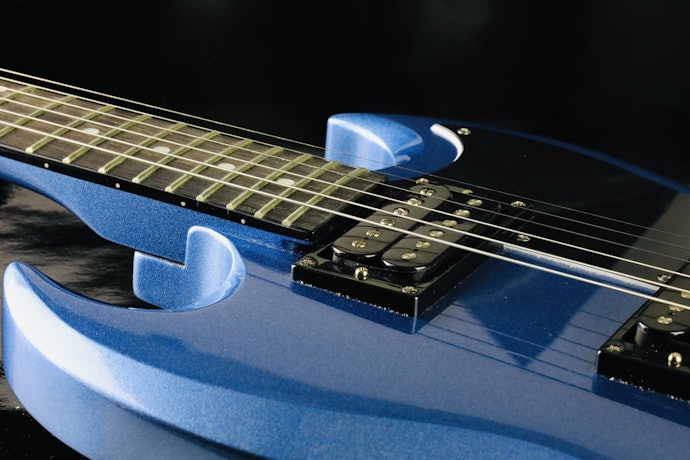 O Material do Revestimento das Cordas Influencia no Som da Guitarra