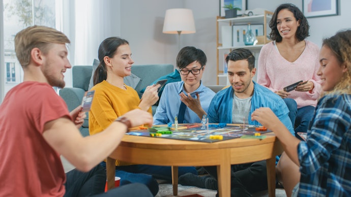 Jogo de Estratégia Competitivo ou Cooperativo? Escolha a Depender do Tipo