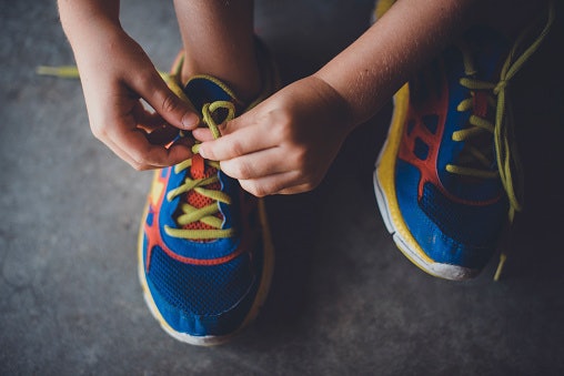 Tênis Adidas Infantis com Cabedal Têxtil Garantem Conforto e Firmeza