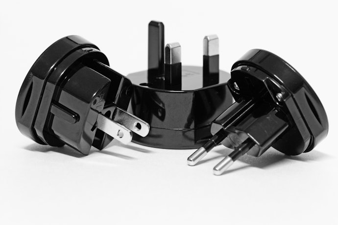 Adaptadores de Tomada Comuns: Básicos, Práticos e Baratos
