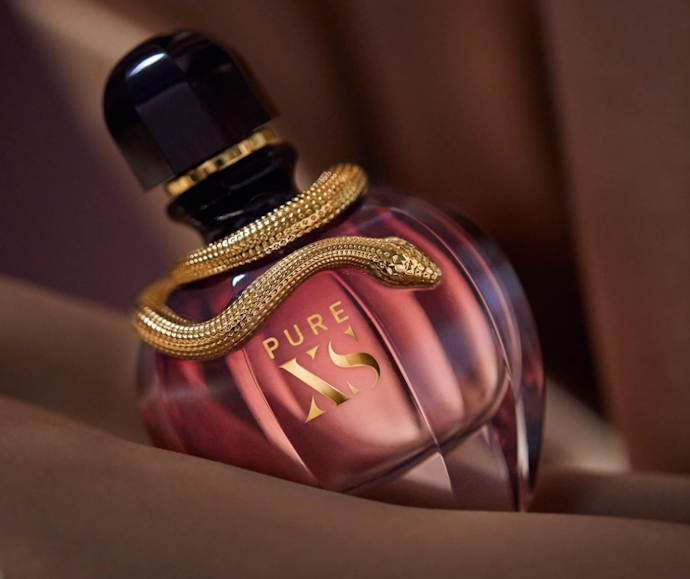 Para Longevidade na Pele, Prefira Notas de Âmbar, Sândalo e Baunilha como no Pure XS For Her EDP