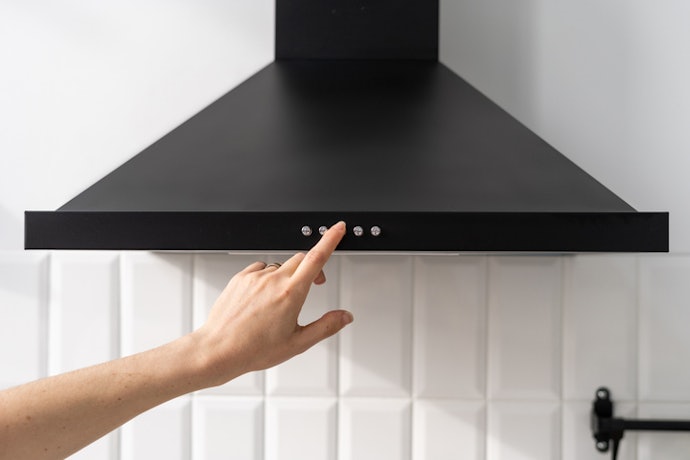 Seu Fogão Tem 5 Bocas? Opte por uma Coifa de Parede de 80 ou 90 cm