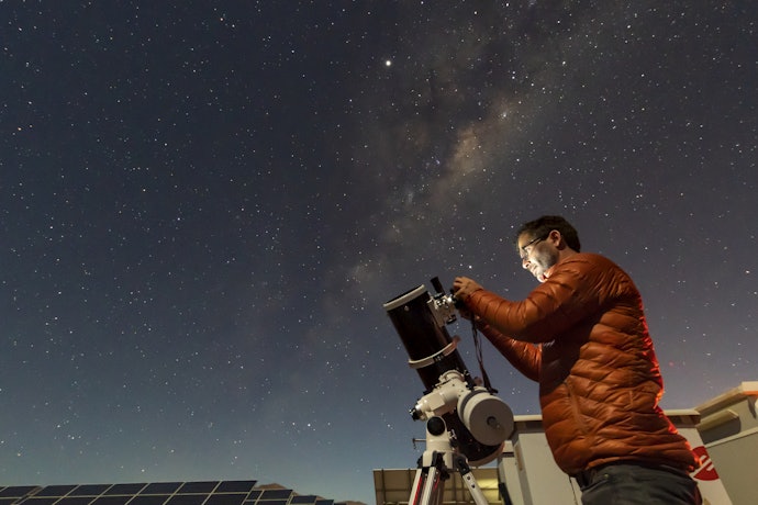 Se Quer Observar o Céu Profundo, Escolha um Telescópio Refletor