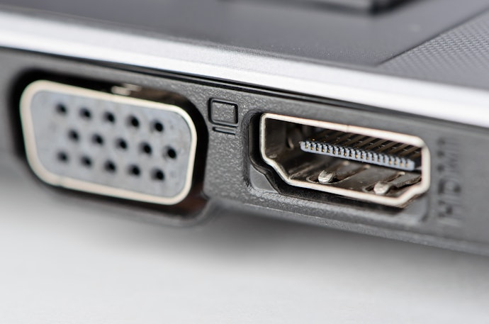 Se Quer Conectar o Notebook i5 na TV, Procure por Conexão DisplayPort